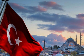 Moody's Türkiyənin kredit reytinqini - AŞAĞI SALDI
