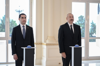 Azərbaycan Türkmənistana tanker hədiyyə edib - FOTOLAR | FED.az