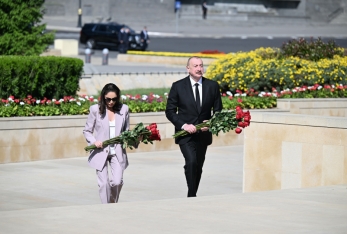 İlham Əliyev və Mehriban Əliyeva faşizm üzərində Qələbə uğrunda mübarizədə həlak olan Azərbaycan övladlarının xatirəsini anıblar | FED.az