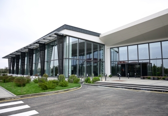 İlham Əliyev Milli Aviasiya Akademiyasında Beynəlxalq Təlim Mərkəzinin açılışında - FOTOLAR | FED.az