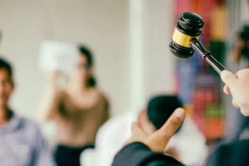 Ləğv prosesində olan bankın mənzili hərraca çıxarılır - QİYMƏT