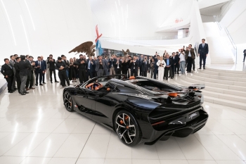 Bugatti Mistral – САМЫЙ БЫСТРЫЙ РОДСТЕР В МИРЕ ТЕПЕРЬ В АЗЕРБАЙДЖАНЕ | FED.az