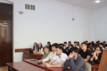 Əmanətlərin Sığortalanması Fondu UNEC-də təlim keçib - FOTOLAR | FED.az