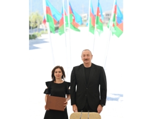 Prezident Kəlbəcər şəhərinin sakinləri ilə görüşüb, onlara mənzillərin açarlarını təqdim edib - [red]YENİLƏNİB[/red] | FED.az