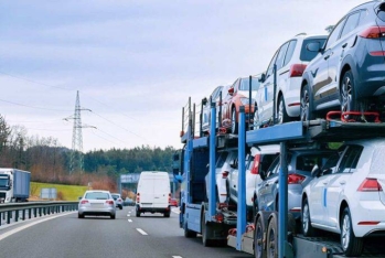 Azərbaycana xaricdən gətirilən avtomobillər - Gecikə və bahalaşa bilər - VİDEO