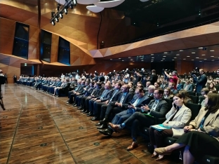 Bakıda İkinci Azərbaycan Beynəlxalq İnvestisiya Forumu keçirilir - FOTOLAR  | FED.az