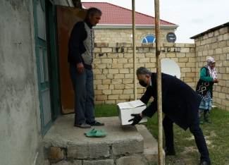 "Bank Respublika"cəbhə bölgəsində aztəminatlı ailələrə - DƏSTƏK OLDU! | FED.az