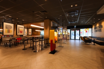 Bakıxanov qəsəbəsində [red]“McDonald’s”[/red] ın yeni restoranı açılıb - [red]FOTOLAR[/red] | FED.az