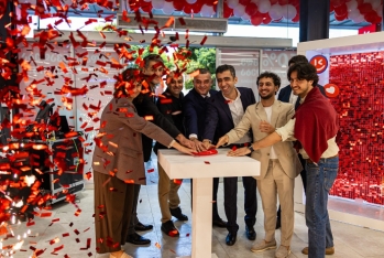 “Kontakt” Gürcüstanın ən böyük “Mall”larından birində - MAĞAZA AÇDI