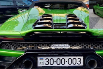 Şirkət rəhbərinin “Lamborghini”si saxlanıldı - VİDEO
