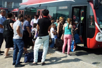 “BakuBus”ın qarajında 500 avtobus var - CAMAAT SAATLARLA GÖZLƏYİR - FOTO
