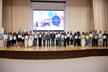 Студенты БВШН получили стипендии от DAAD