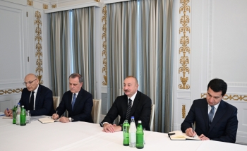 İlham Əliyev Kopenhagendə Moldova Prezidenti ilə görüşüb | FED.az