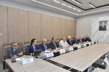 Rəşad Nəbiyev ölkənin qabaqcıl İKT şirkətləri ilə əsas çətinlikləri müzakirə edib | FED.az