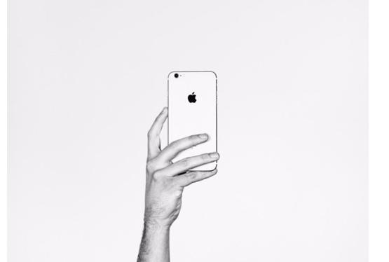 iPhone принес Apple $760 млрд выручки за 10 лет