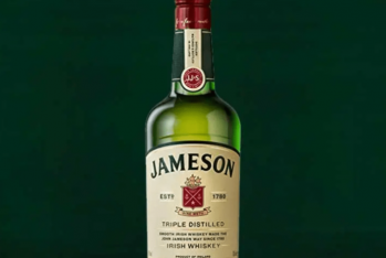 Azərbaycanda İrlandiyanın “Jameson” viski brendindən qanunsuz istifadə edildiyi - İDDA OLUNUR