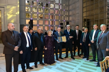 “YARIM ƏSRİN MANİFESTİ” – Vüqar Orucun 50 illik yubileyi qeyd olundu | FED.az