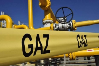 Rusiya qazı 18 ildə ilk dəfə Gürcüstana Azərbaycan qazından baha başa gəlib