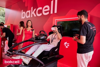 “Bakcell”in stendi “Formula 1” azarkeşlərinin diqqət mərkəzində -[red] FOTOLAR[/red] | FED.az