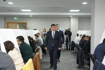 Notariat fəaliyyəti ilə məşğul olmaq istəyən namizədlərlə test imtahanı keçirilib | FED.az