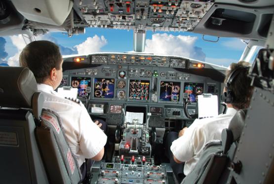 Azərbaycan Hava Yollarının pilotları necə hazırlanır?