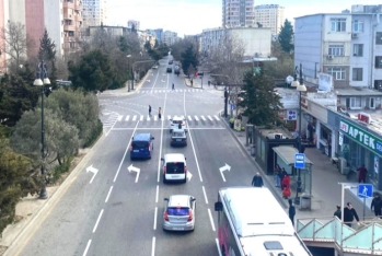 “Şamaxinka”dakı bu yol birtərəfli oldu, ilk dəfə işıqfor qoyuldu - FOTOLAR