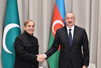 İlham Əliyev Astanada Pakistanın Baş naziri ilə - GÖRÜŞÜB