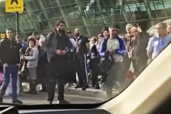 Aeroportda taksi dəyişikliyindən sonrakı vəziyyət - VİDEO
