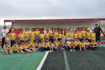 Начался "Летний футбольный лагерь" для детей с поддержкой Yelo Bank | FED.az