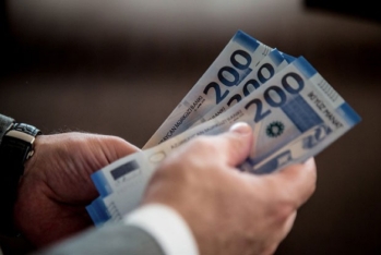 Bakıda orta aylıq əməkhaqqı 1400 manata yaxınlaşıb