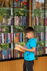 Şuşanın mərkəzində günəş enerjisi ilə işləyən "Kitab dayanacağı" istifadəyə verildi - FOTOLAR | FED.az