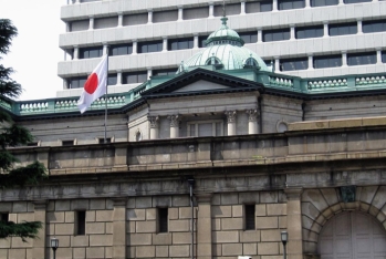 Yaponiya Mərkəzi Bankı 17 ildən sonra mənfi faiz siyasətini dayandırır