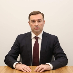 Maliyyə nazirinə yeni müavin - [red]TƏYİN EDİLDİ[/red] | FED.az