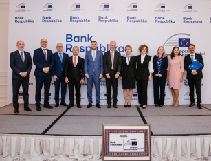 Dünyanın nəhəng maliyyə institutu olan Avropa İnvestisiya Bankı və Bank Respublika arasında əməkdaşlıq müqaviləsi bağlandı! | FED.az