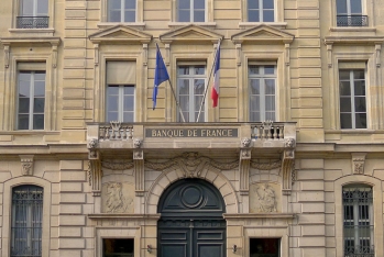 Fransanın Mərkəzi Bankı cari il üçün ölkə üzrə iqtisadi artım proqnozunu aşağı salıb