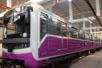 Metroda orta aylıq maaş 1 350 manatı keçib