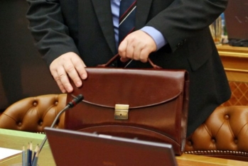 Nazir müşavirini departament müdiri təyin etdi  - FOTO