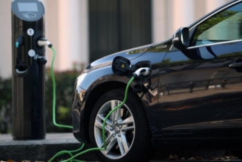 Çin dünyada elektromobillərin ən böyük şarj şəbəkəsini qurur