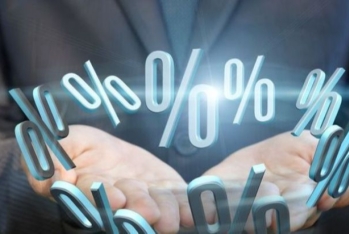 Bankların qeyri-faiz xərcləri 2,8 milyard manatı ötüb