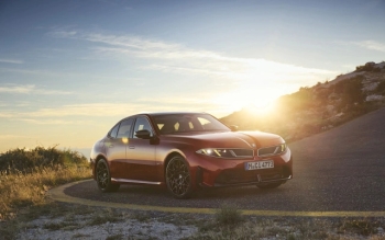 Yeni “BMW 3” avtomobili “Mercedes C-Class” və “Audi A5”ə qarşı: [red]MÜQAYİSƏ, QİYMƏTLƏR[/red] | FED.az