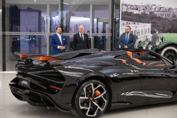 Bugatti Mistral - Dünyanın ən sürətli roadsteri artıq Azərbaycanda - FOTOLAR