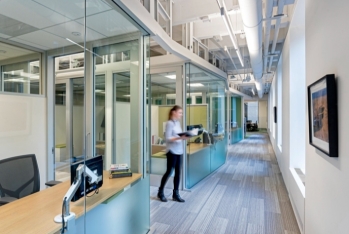 "Avromak MMC" işçi axtarır - MAAŞ 650 MANAT - VAKANSİYA