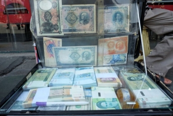 İran rialı «ölür», dollar rekord həddə –ABŞ-LA GƏRGİNLİK ARTIR