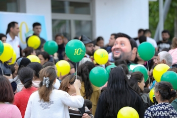 “OBA”dan 1 İyun Uşaqların Müdafiəsi Günü münasibətilə Xocalı balalarına sevinc dolu anlar - FOTOLAR - VİDEO | FED.az