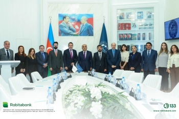 UNEC və "Rabitəbank" arasında - [red]ƏMƏKDAŞLIQ MEMORANDUMU İMZALANIB[/red] | FED.az