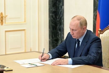 Putin 135 min rusiyalının hərbi xidmətə çağırışı haqqında fərman imzalayıb