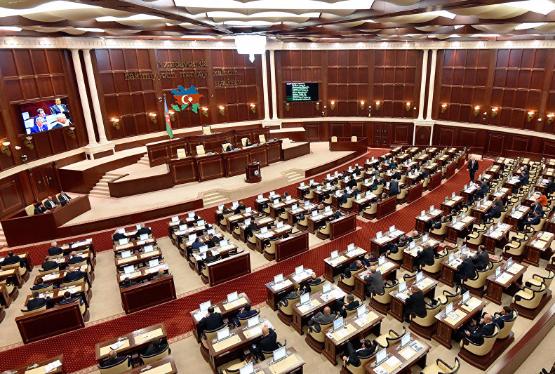 Azərbaycan parlamenti büdcə müzakirələrinə başlayıb