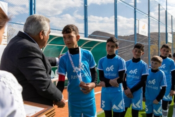 “AzerGold” tərəfindən Daşkəsəndə yenidən qurulmuş minifutbol, voleybol-basketbol meydançaları - İSTİFADƏYƏ VERİLİB | FED.az