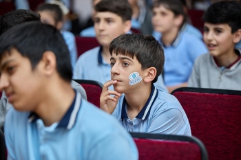 Azercell “Məktəblilər üçün Kibermaarifləndirmə Proqramı”na start verdi | FED.az