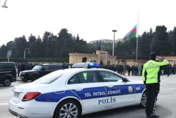 20 Yanvar şəhidlərinin xatirəsi bir dəqiqəlik sükutla yad olunub